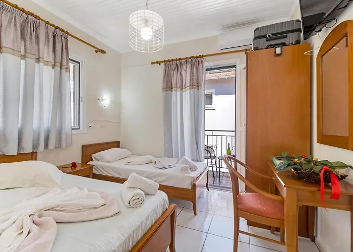 Club - 10 Apartman Nikiána